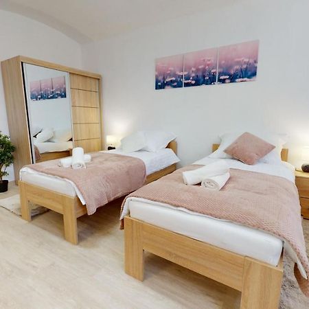 Villa City Park Кошице Экстерьер фото