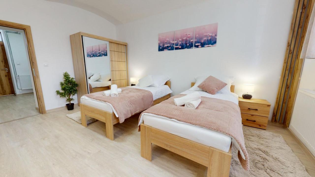 Villa City Park Кошице Экстерьер фото
