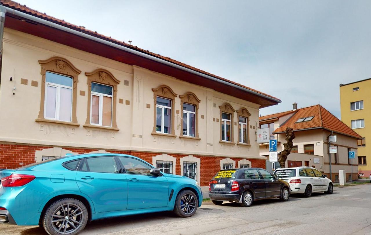 Villa City Park Кошице Экстерьер фото
